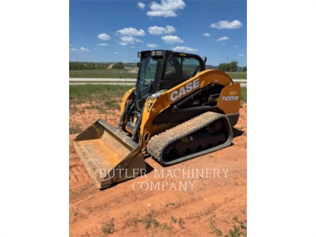 New Holland TV370B クローラーローダー
