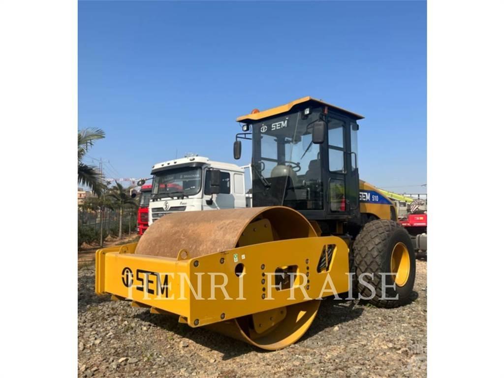 SEM MACHINERY 510 ソイルコンパクター
