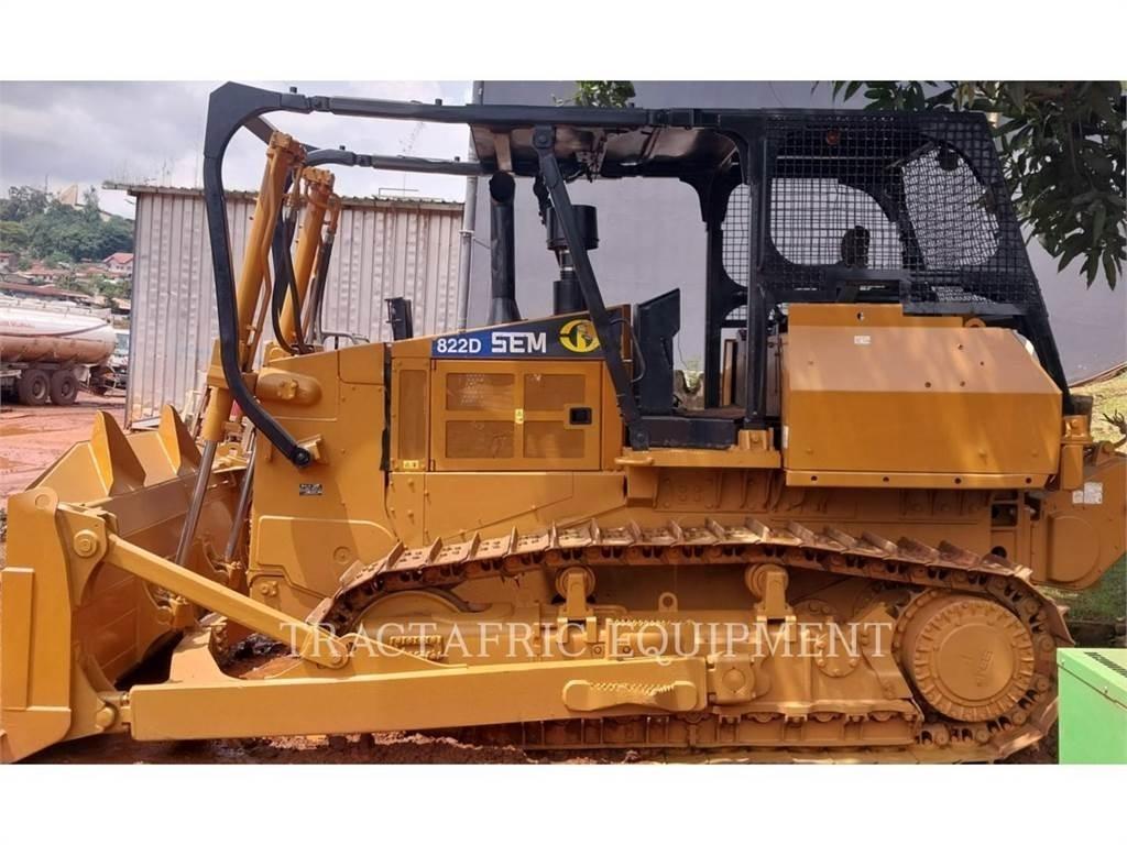 SEM MACHINERY SEM822D ブルドーザー