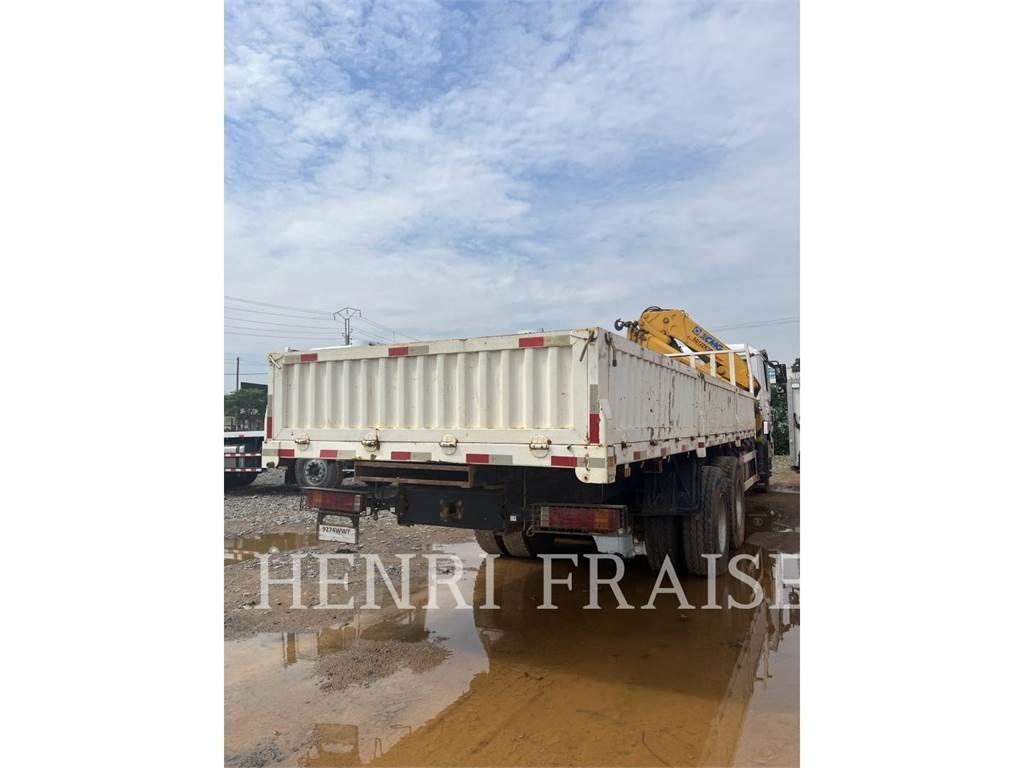 Shacman CAMION GRUE 12T オールテレーンクレーン