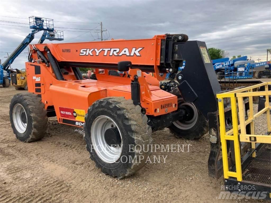 SkyTrak 8042O テレスコーピックハンドラー
