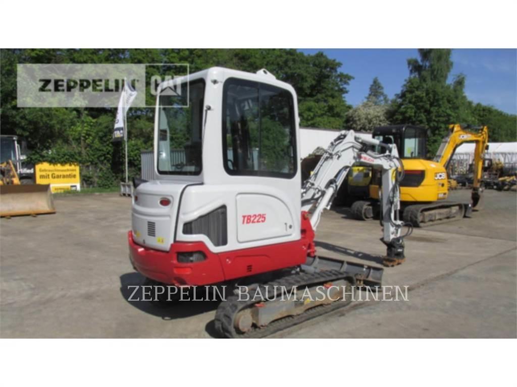 Takeuchi TB225 大型油圧ショベル12t以上（パワーショベル・ユンボ）