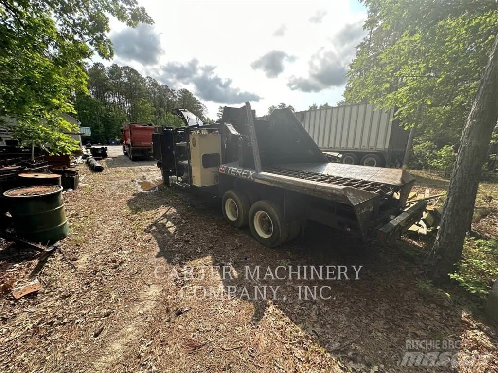 Terex 430-24 ウッドチッパー