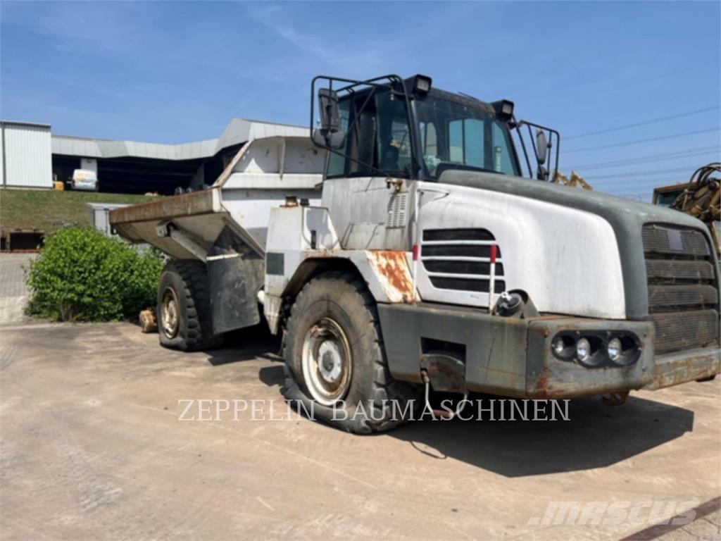 Terex TA25 アーティキュレート式ダンプトラック