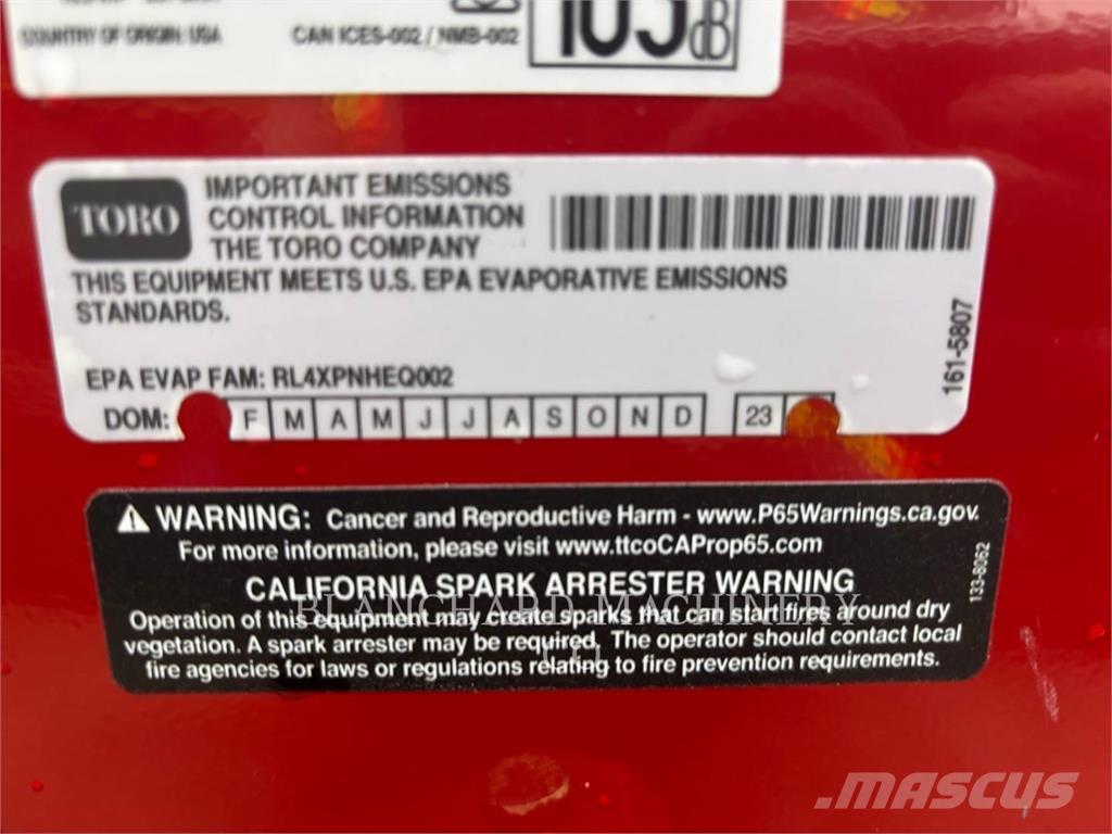 Toro TX-427 スキッドステアローダー