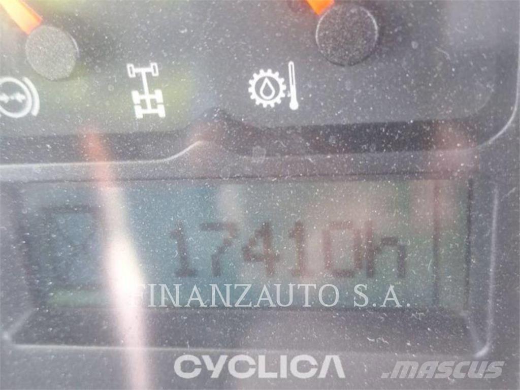 Volvo A25D アーティキュレート式ダンプトラック