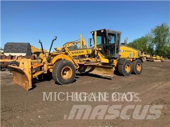 Volvo G740B モーターグレーダー