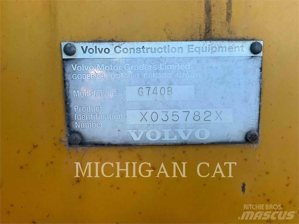 Volvo G740B モーターグレーダー