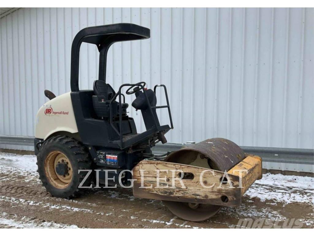 Volvo SD45 ソイルコンパクター