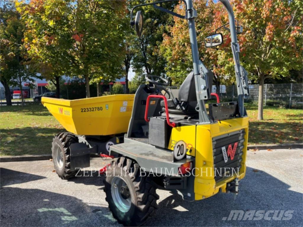 Wacker DW30 アーティキュレート式ダンプトラック