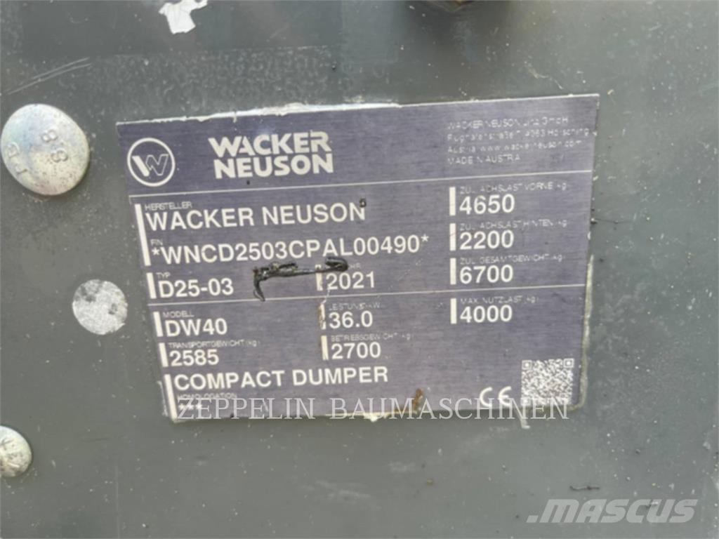 Wacker DW40 アーティキュレート式ダンプトラック