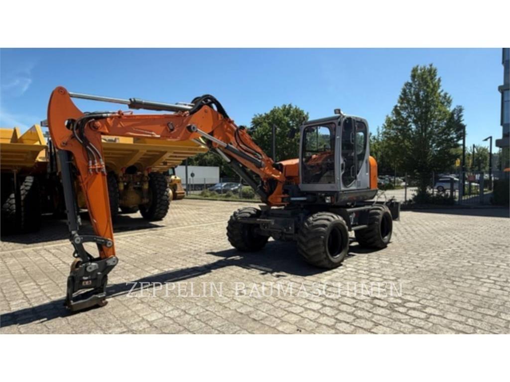 Wacker EW100 ホイール式油圧ショベル（パワーショベル・ユンボ・バックホー）