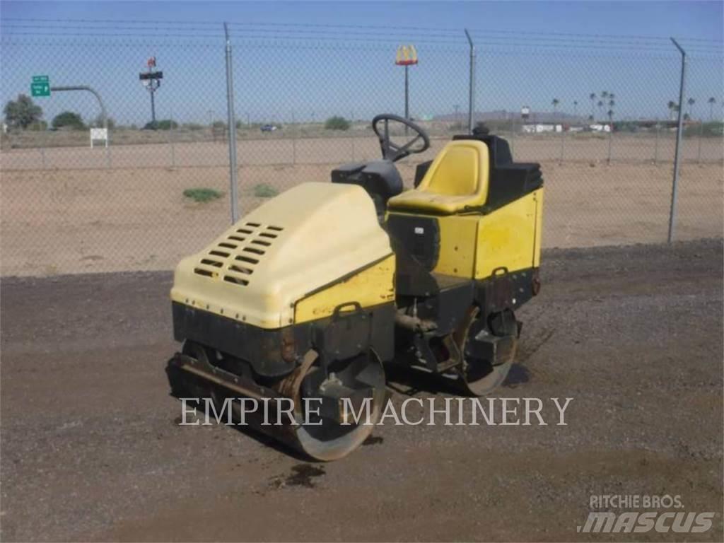 Wacker RD11A タンデムローラ