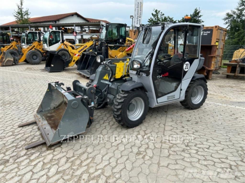 Wacker TH412 テレスコーピックハンドラー