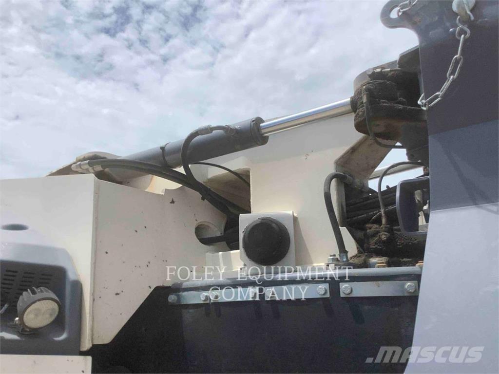 Wirtgen W120CFI アスファルトフィニッシャ