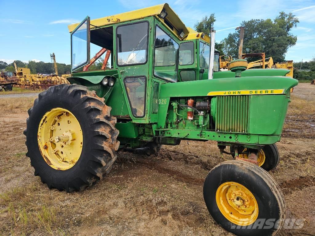 John Deere 4020 D トラクター