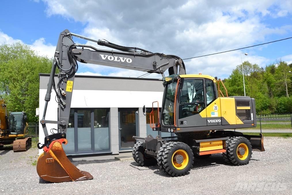 Volvo EW 180 E ホイール式油圧ショベル（パワーショベル・ユンボ・バックホー）