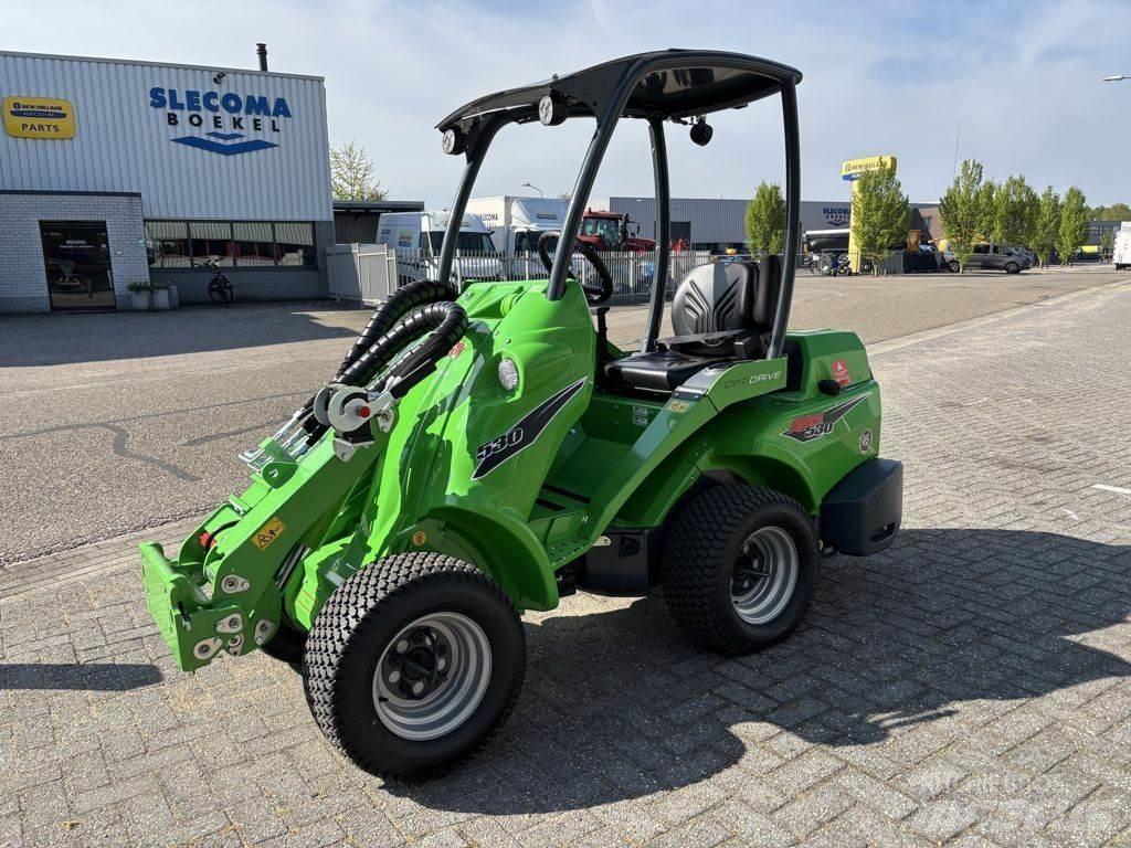 Avant 530 TDL ホイールローダー・タイヤショベル