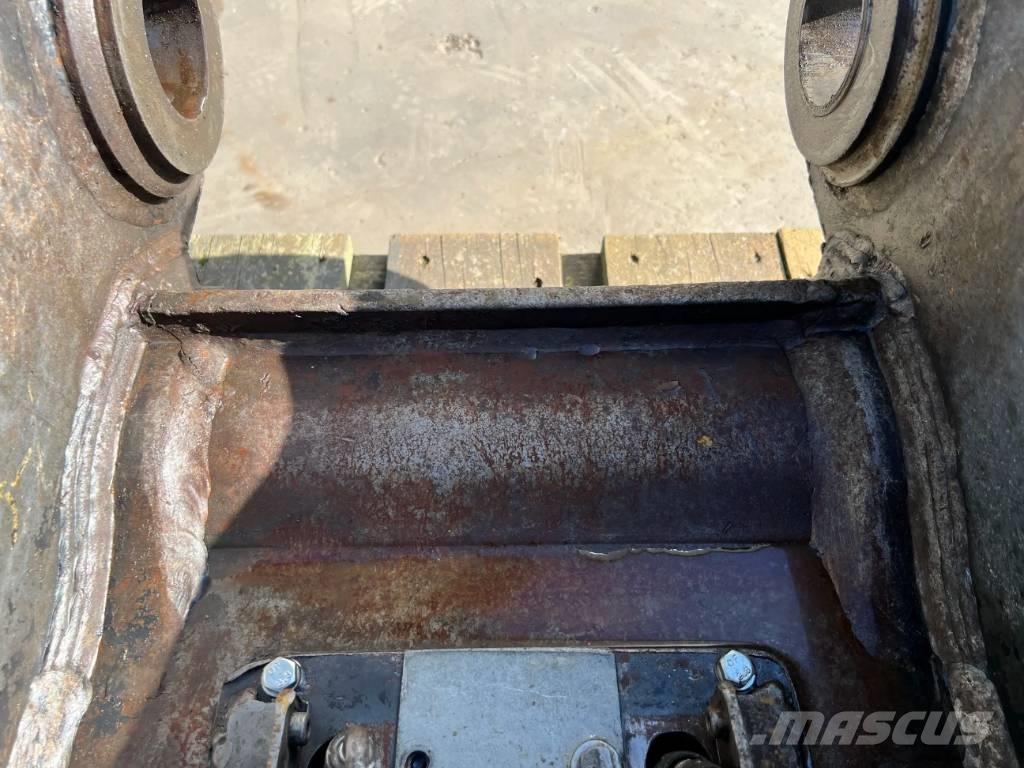 Klepp MEK KM70 - DX210 クイックヒッチ