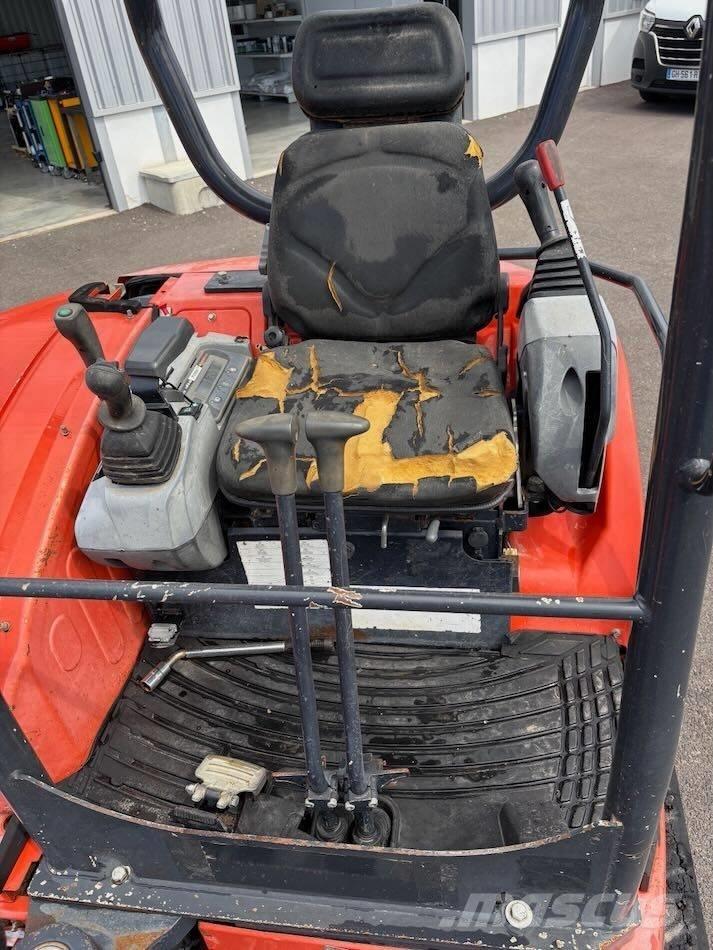 Kubota U 35-3 A ミニ油圧ショベル 7t以下（ミニユンボ・ミニディガー）