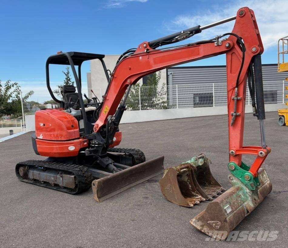 Kubota U 35-3 A ミニ油圧ショベル 7t以下（ミニユンボ・ミニディガー）