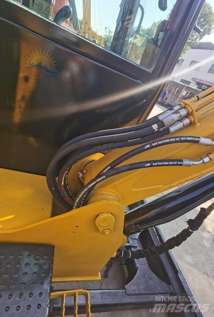 CAT 305.5 E ミニ油圧ショベル 7t以下（ミニユンボ・ミニディガー）