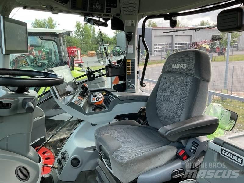 CLAAS Axion 960 TT クローラクレーン