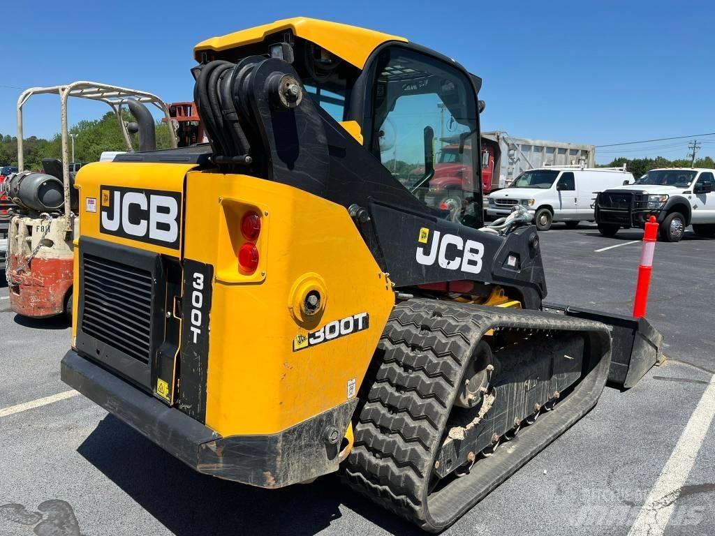 JCB 300 T スキッドステアローダー