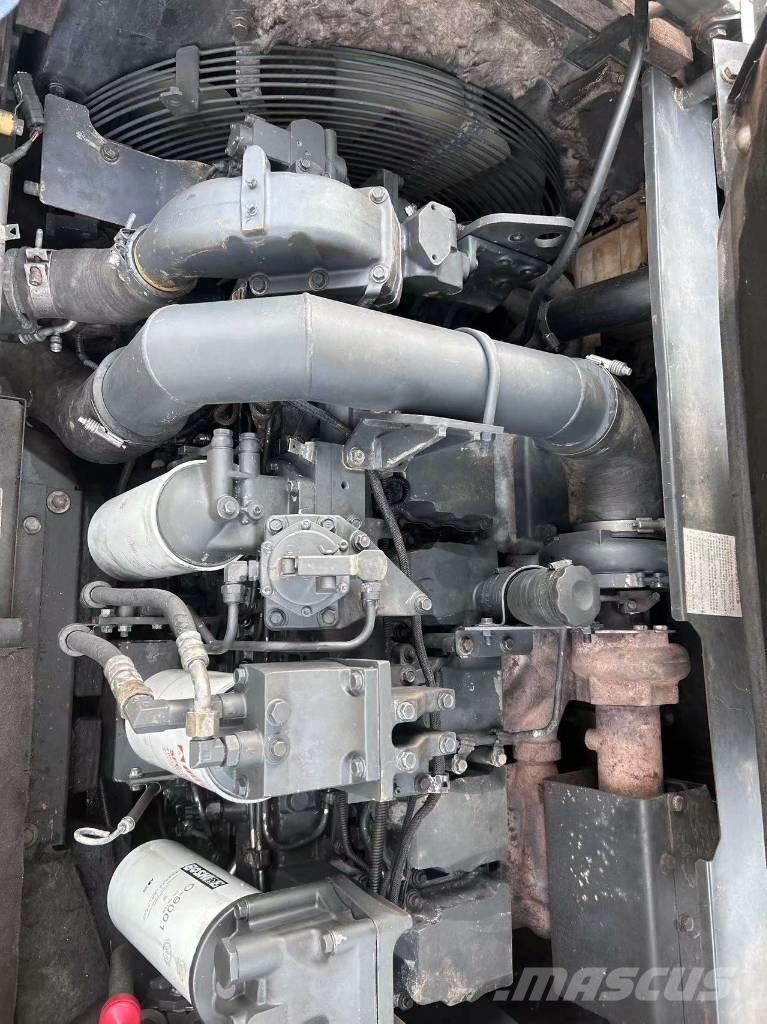 Komatsu PC 400-8 大型油圧ショベル12t以上（パワーショベル・ユンボ）