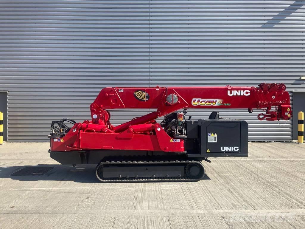 Unic URW-547 ミニクレーン