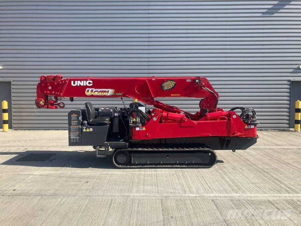 Unic URW-547 ミニクレーン
