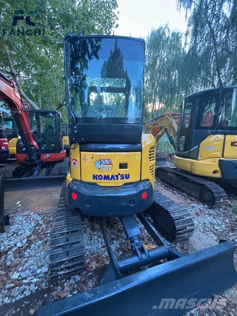 Komatsu PC 35 ミニ油圧ショベル 7t以下（ミニユンボ・ミニディガー）