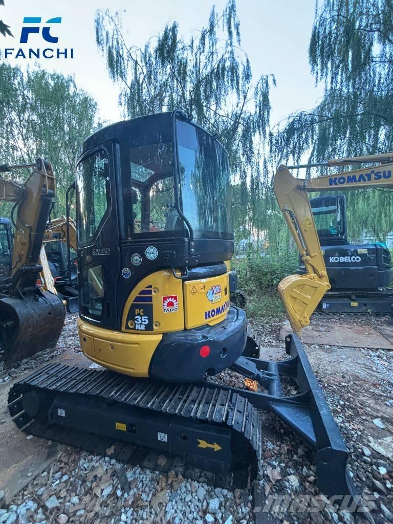 Komatsu PC 35 ミニ油圧ショベル 7t以下（ミニユンボ・ミニディガー）
