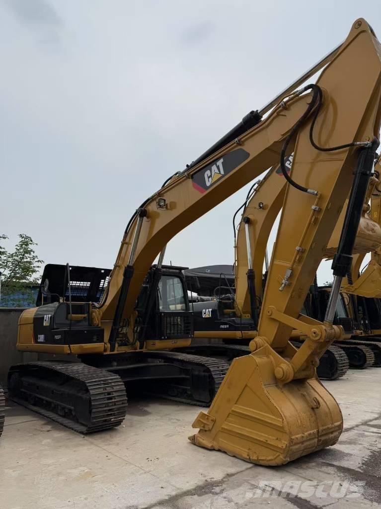 CAT 330 D2 大型油圧ショベル12t以上（パワーショベル・ユンボ）