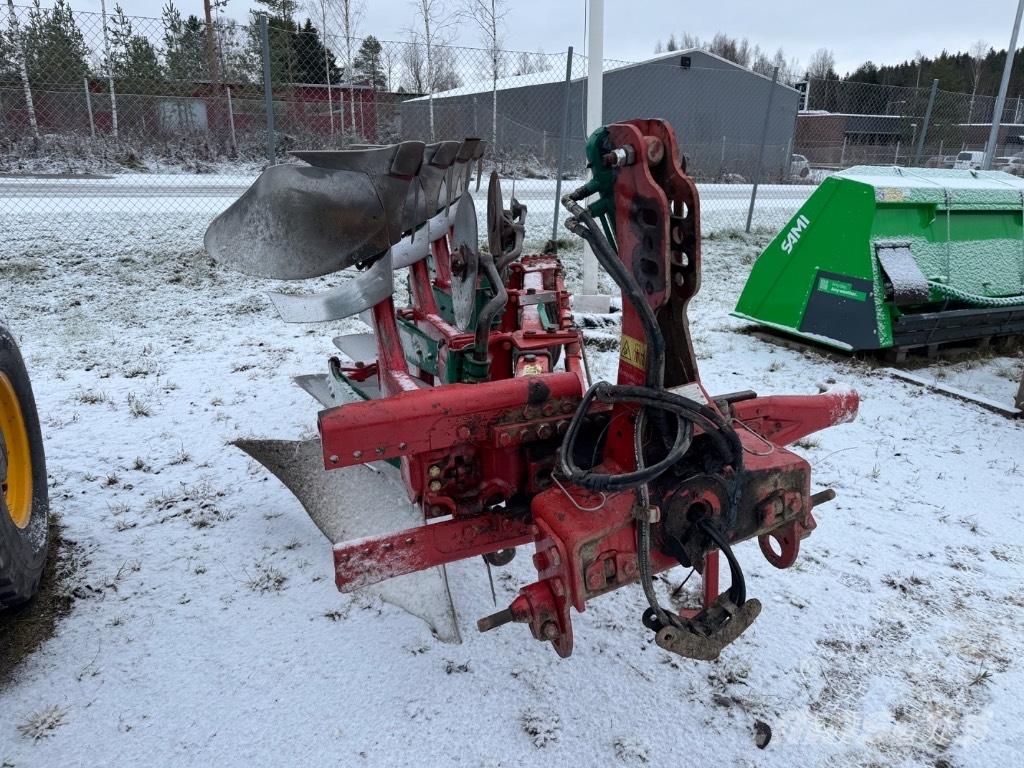 Kverneland ES80-200 リバーシブルプラウ