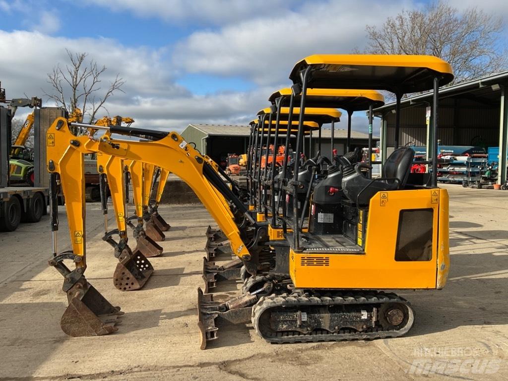 JCB 15 C-1 ミニ油圧ショベル 7t以下（ミニユンボ・ミニディガー）