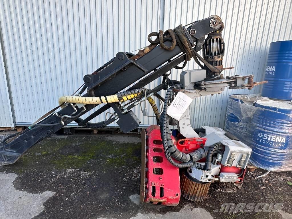 Log Max 4000T ハーベスタヘッド