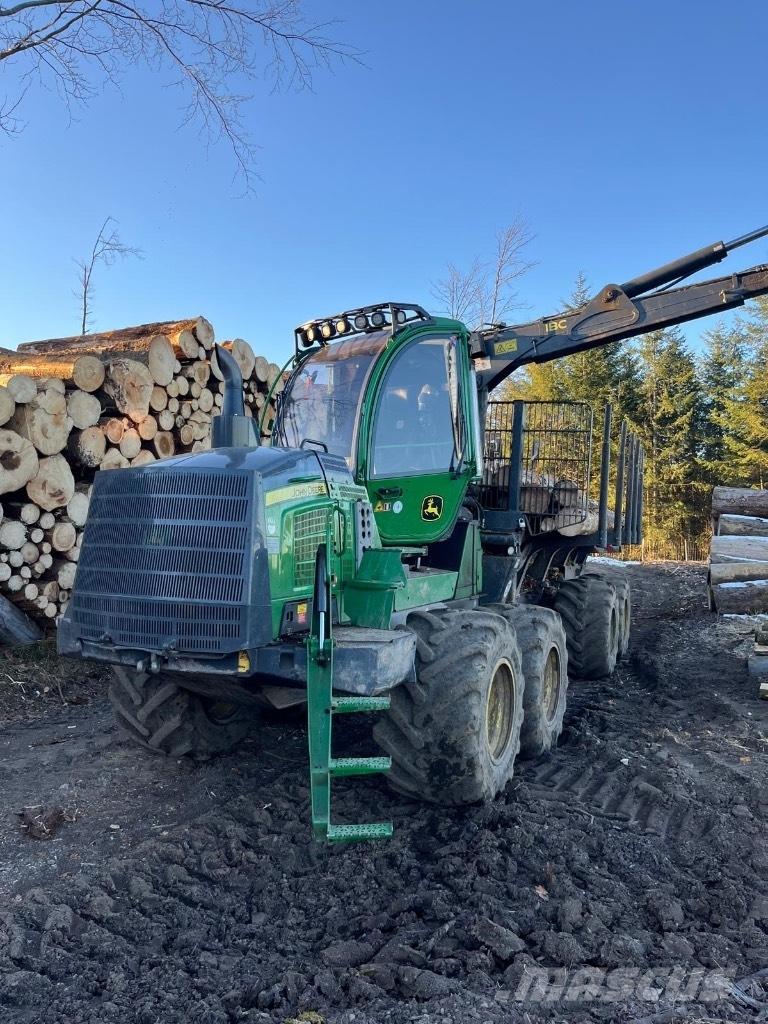 John Deere 1510G フォワーダー