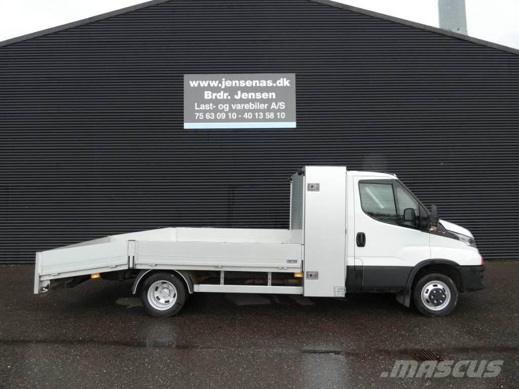 Iveco 50C 18 車両運搬車、キャリアカー
