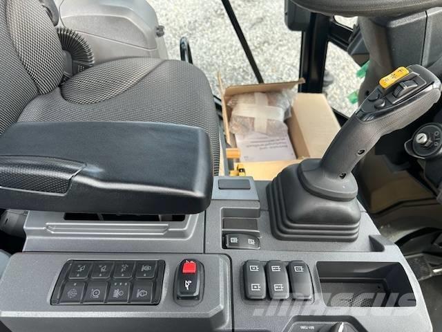 CAT 908 ホイールローダー・タイヤショベル