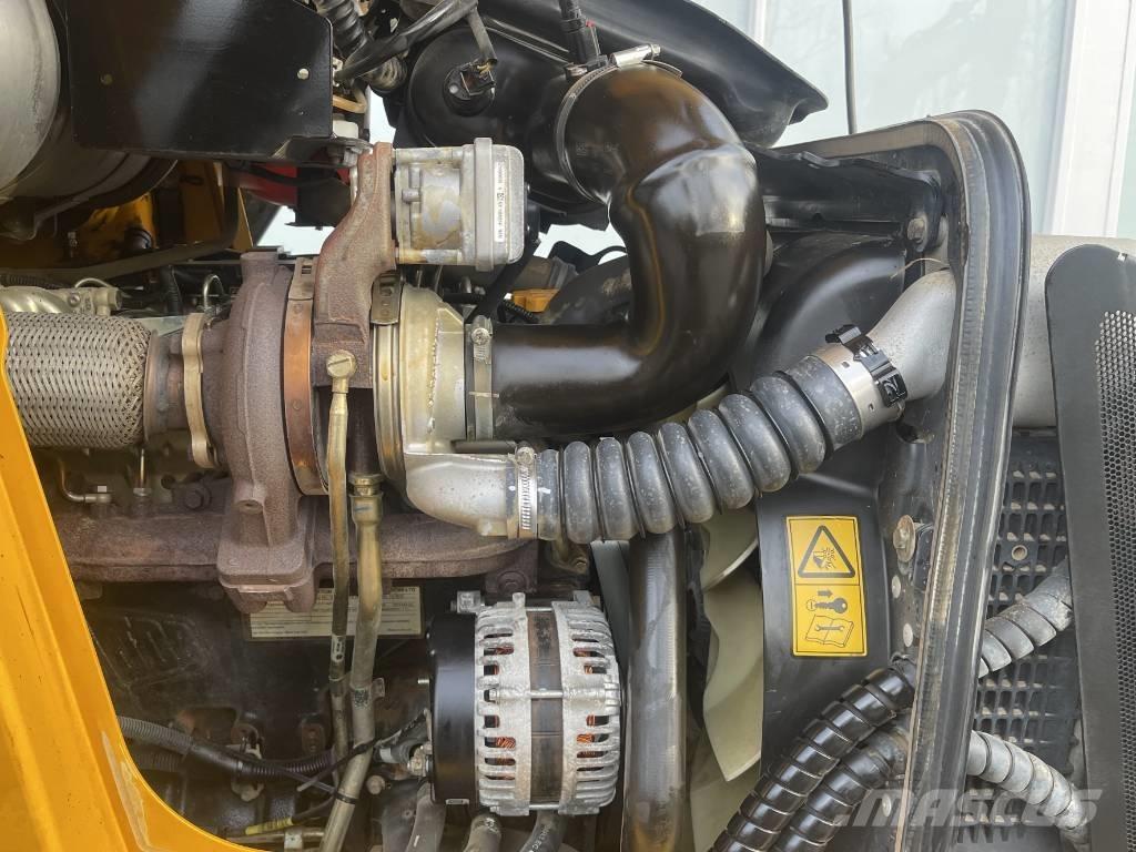 JCB 3 CX バックホーローダー