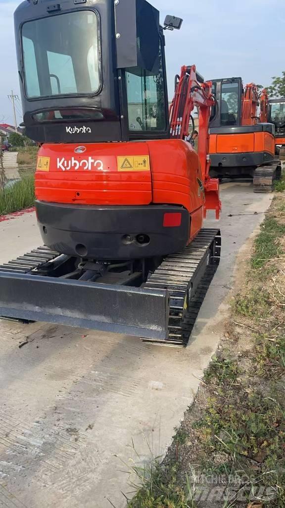 Kubota U 35 ミニ油圧ショベル 7t以下（ミニユンボ・ミニディガー）