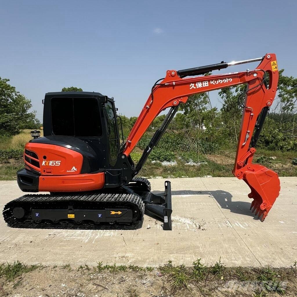 Kubota KX 165 ミニ油圧ショベル 7t以下（ミニユンボ・ミニディガー）