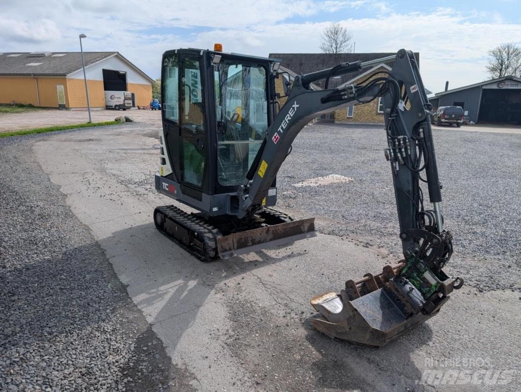 Terex TC 22-2 大型油圧ショベル12t以上（パワーショベル・ユンボ）