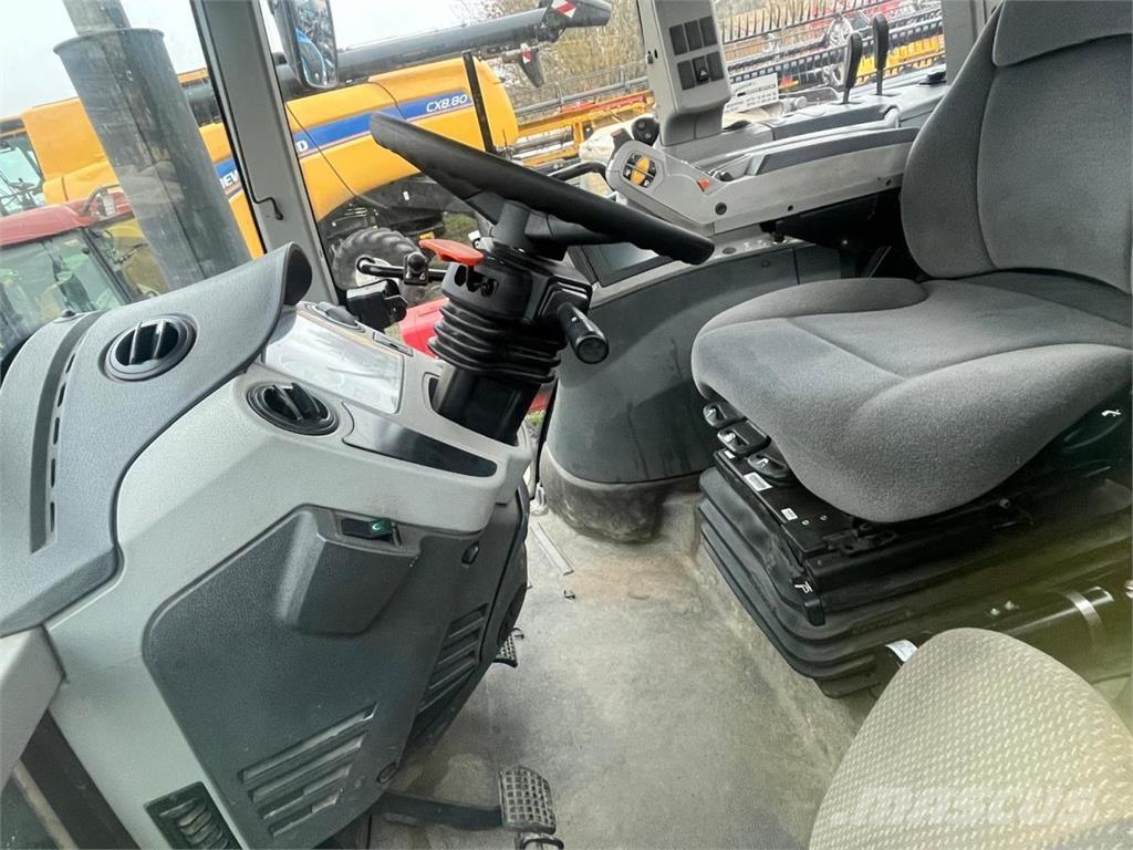 CLAAS Axion 840 トラクター