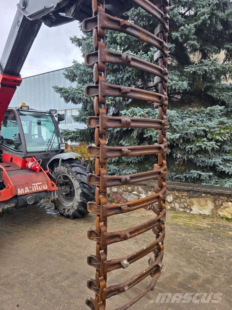 Clark Terra 無限軌道、クローラ、履帯