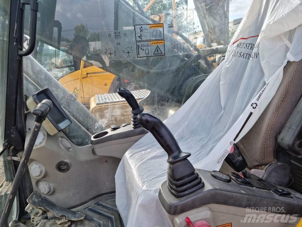 Volvo EC 240 C 大型油圧ショベル12t以上（パワーショベル・ユンボ）