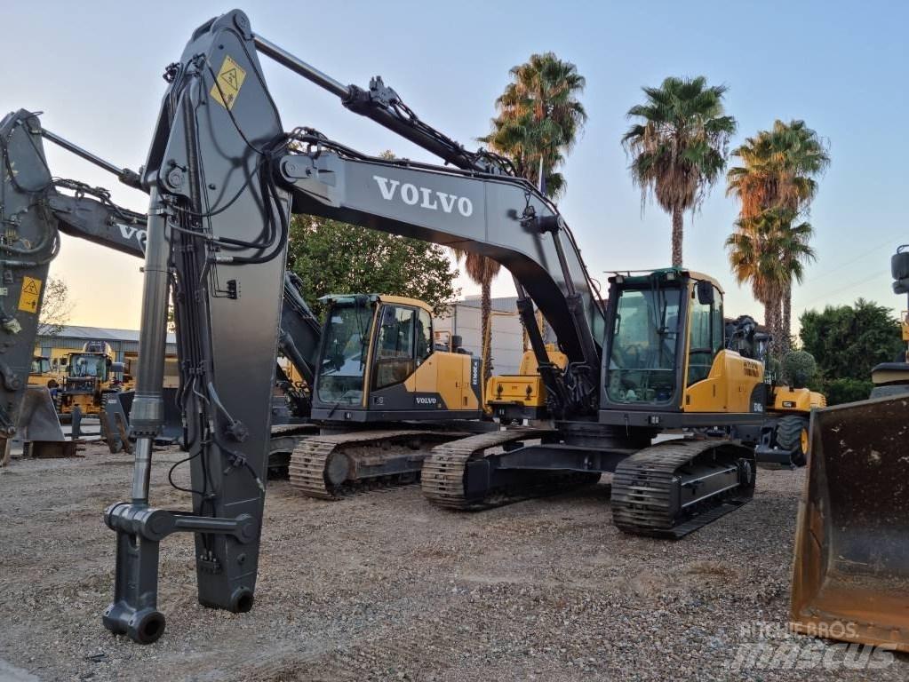 Volvo EC 240 C 大型油圧ショベル12t以上（パワーショベル・ユンボ）