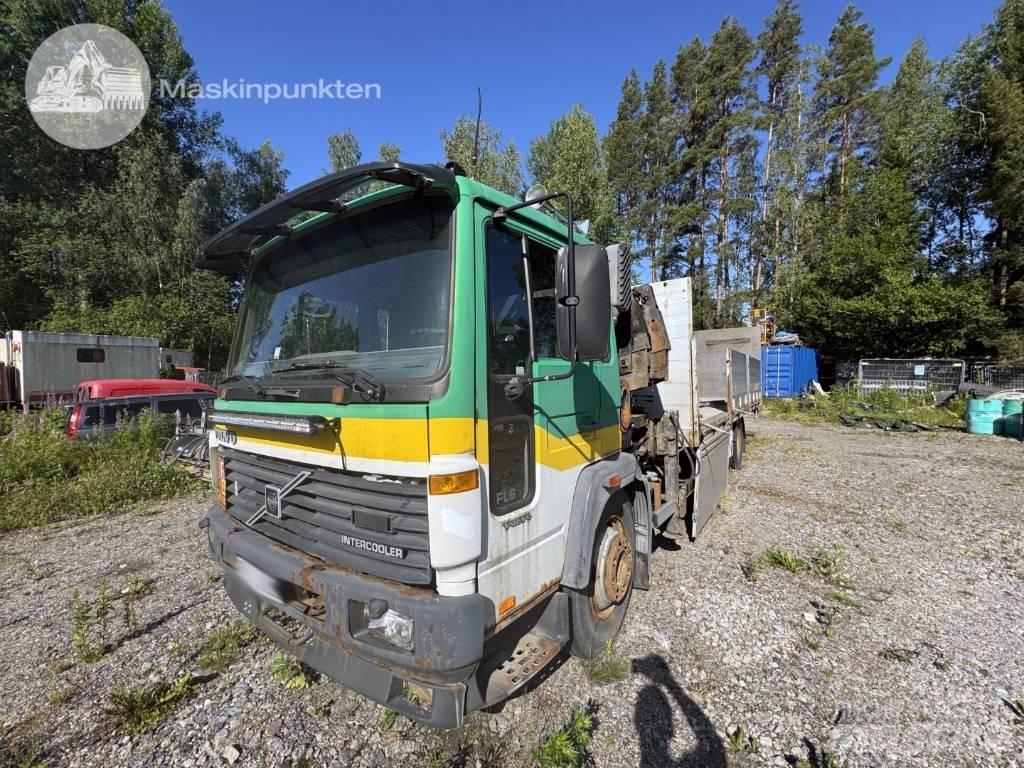 Volvo FL 614 クレーントラック、ユニック車