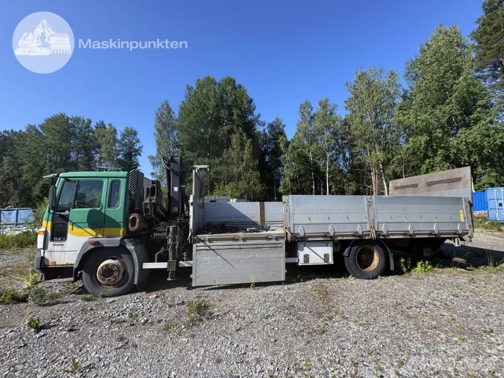 Volvo FL 614 クレーントラック、ユニック車